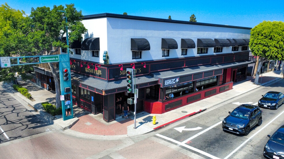 101 E Commonwealth Ave, Fullerton, CA for lease - Building Photo - Image 3 of 4