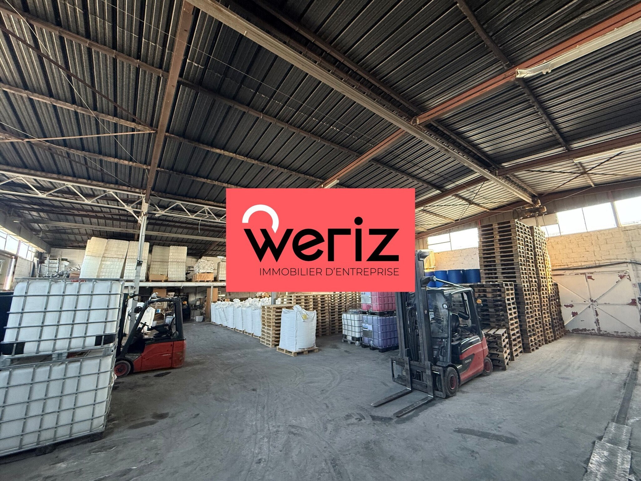 Industrial in Vitrolles for lease Building Photo- Image 1 of 16