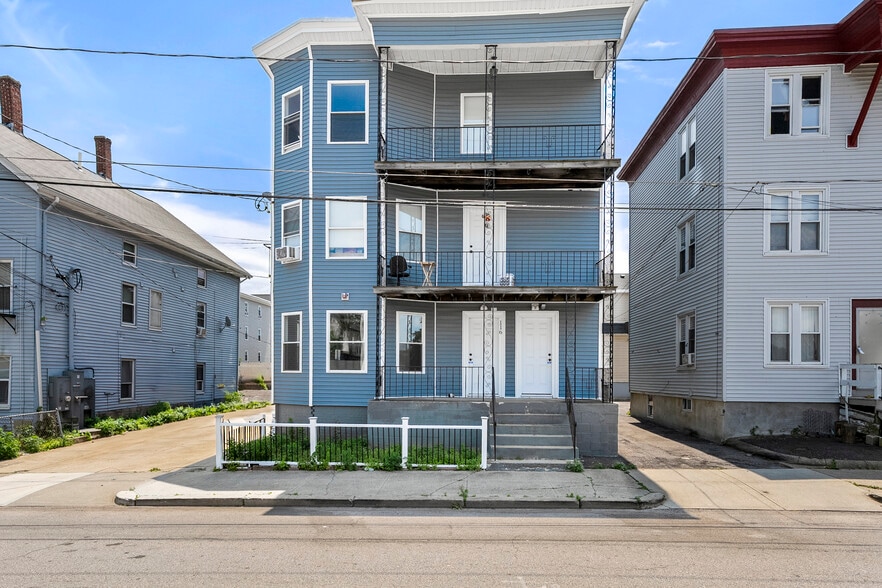 116 Foundry St, Central Falls, RI for sale - Building Photo - Image 3 of 42