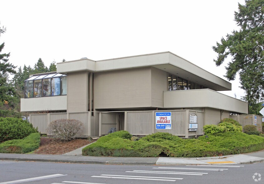 15580 3rd Ave SW, Burien, WA for lease - Building Photo - Image 2 of 15