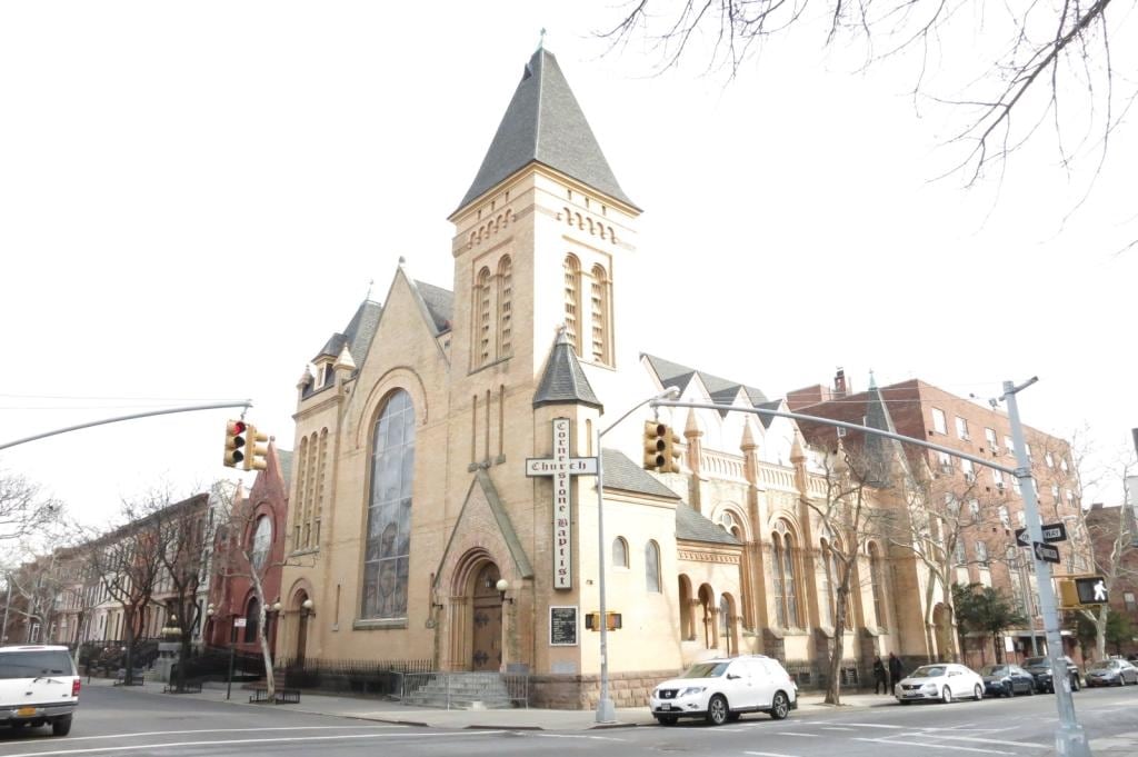 562 Madison St, Brooklyn, NY for sale Primary Photo- Image 1 of 1