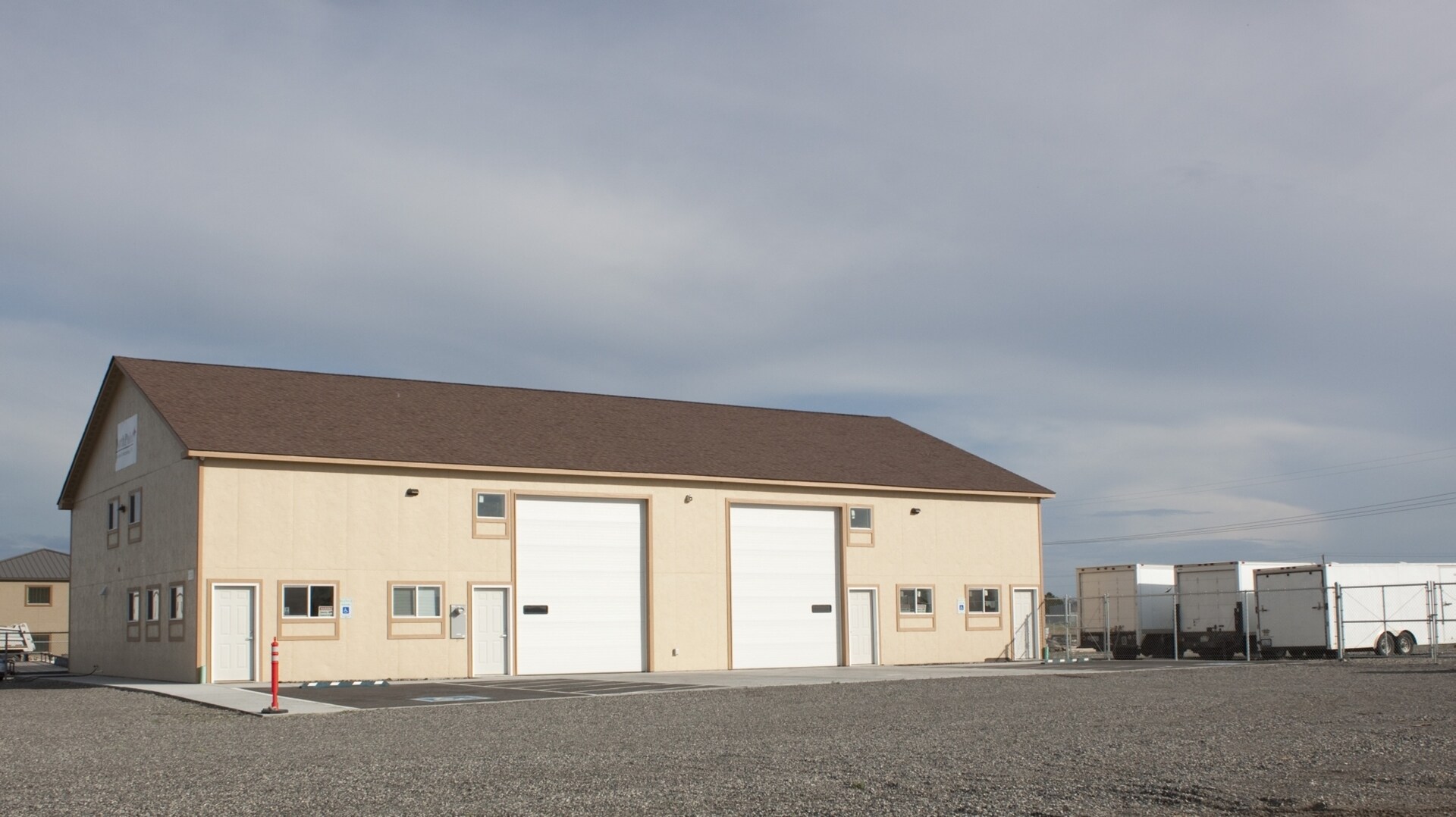 2213 Henderson Loop, Richland, WA for sale Primary Photo- Image 1 of 1