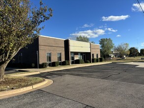 2800 S Kelly Ave, Edmond, OK for lease Building Photo- Image 2 of 4