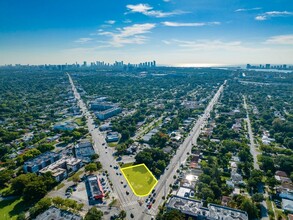 13505 W Dixie Hwy, North Miami, FL - aerial  map view - Image1