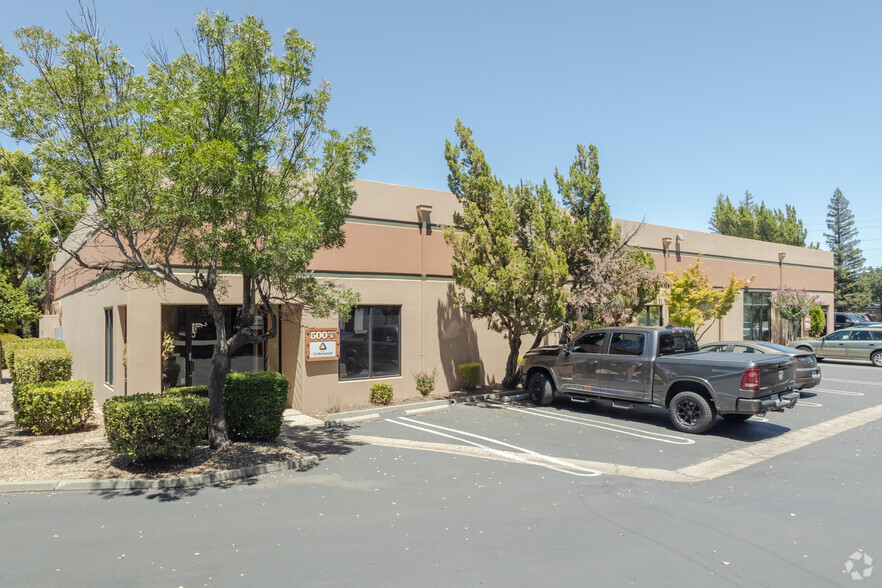 500 Giuseppe Ct, Roseville, CA for lease - Primary Photo - Image 1 of 6