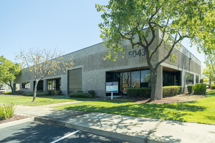 5039 Robert J Mathews Pky, El Dorado Hills, CA for lease - Building Photo - Image 1 of 15