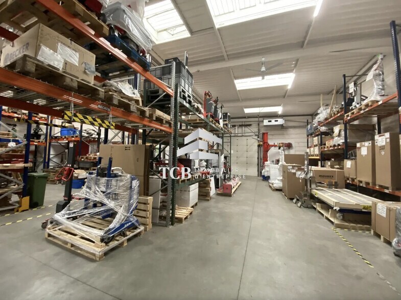 Flex in La Chapelle-sur-Erdre for lease - Building Photo - Image 2 of 11