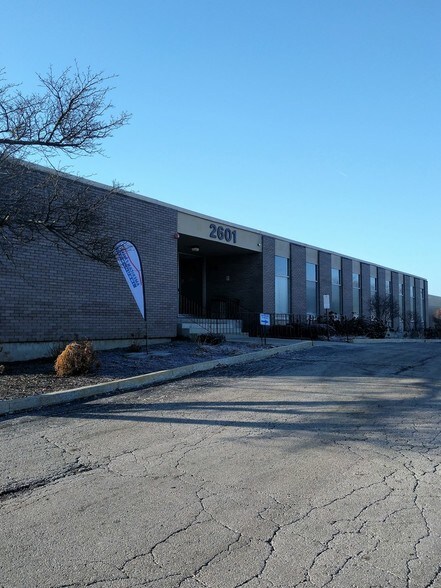 2601-2605 W Lincoln Hwy, Olympia Fields, IL for sale - Building Photo - Image 1 of 1