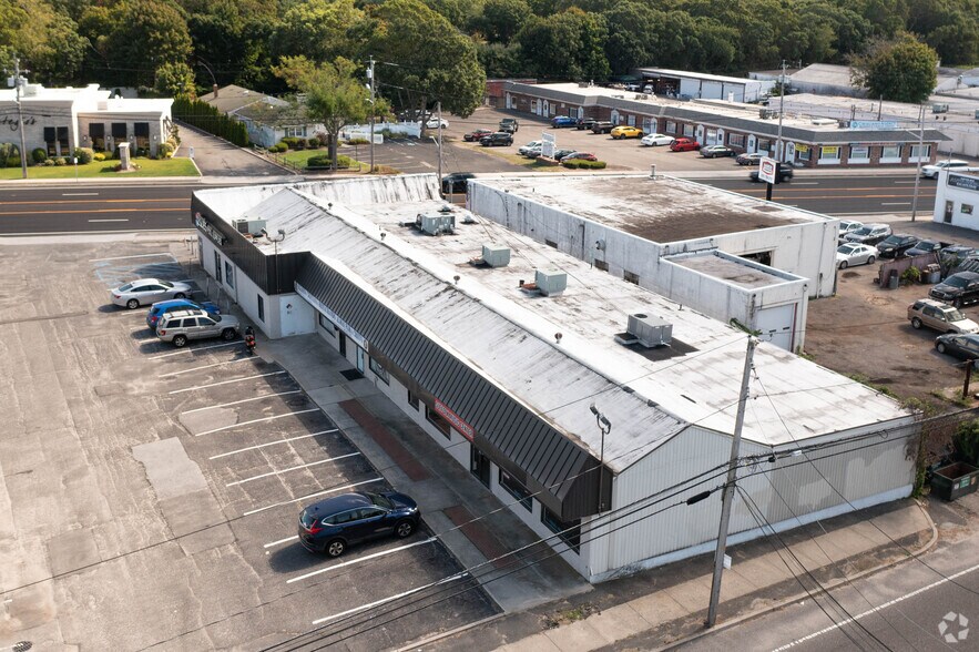 646 Route 112, Patchogue, NY for sale - Building Photo - Image 3 of 23