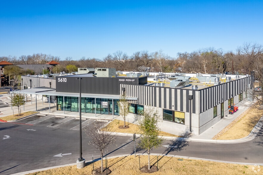 5610 N Interstate 35, Austin, TX for lease - Building Photo - Image 2 of 17