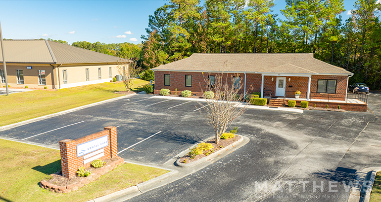 32 Office Park Dr, Jacksonville, NC for sale - Building Photo - Image 2 of 3