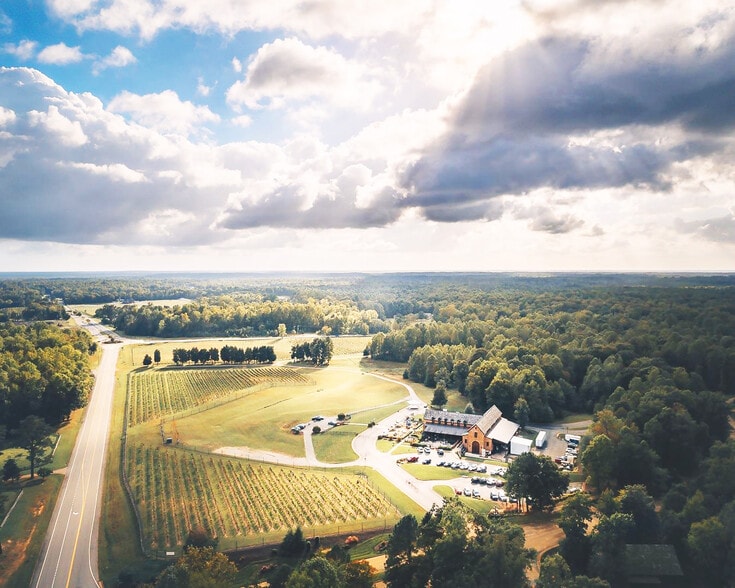 6800 New Kent Hwy, New Kent, VA for sale - Building Photo - Image 1 of 1