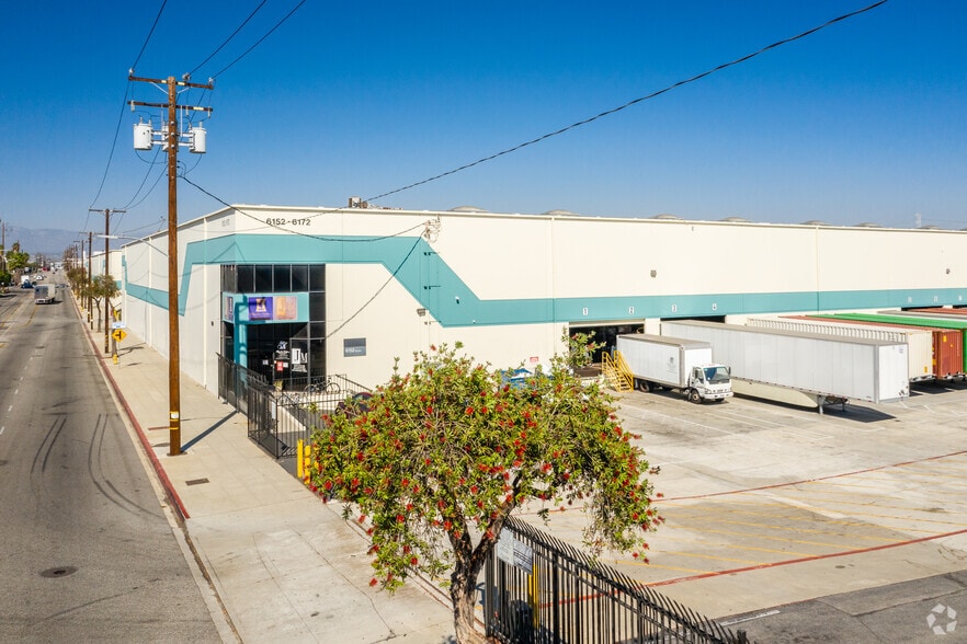 6152-6172 Boyle Ave, Vernon, CA for lease - Primary Photo - Image 3 of 5