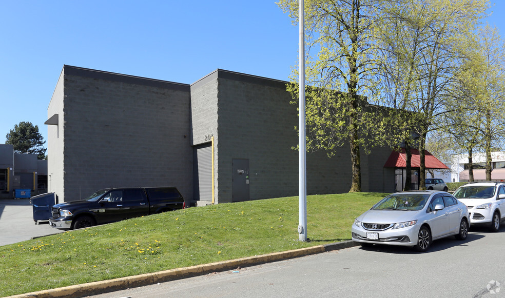 2300-2400 Vauxhall Pl, Richmond, BC for lease - Building Photo - Image 3 of 6