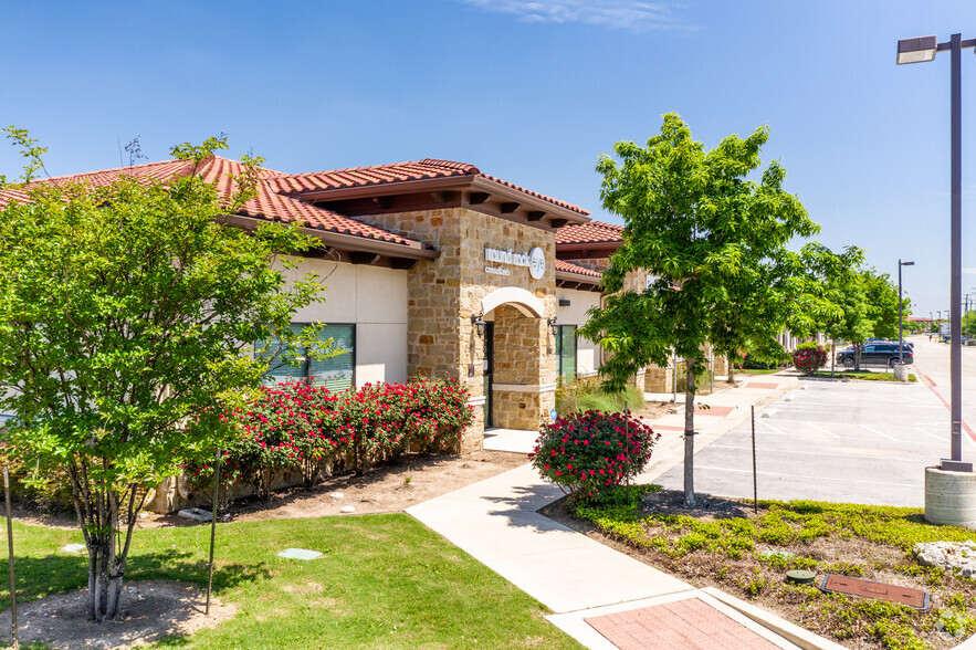 1850 Round Rock Ave, Round Rock, TX for lease - Building Photo - Image 3 of 6