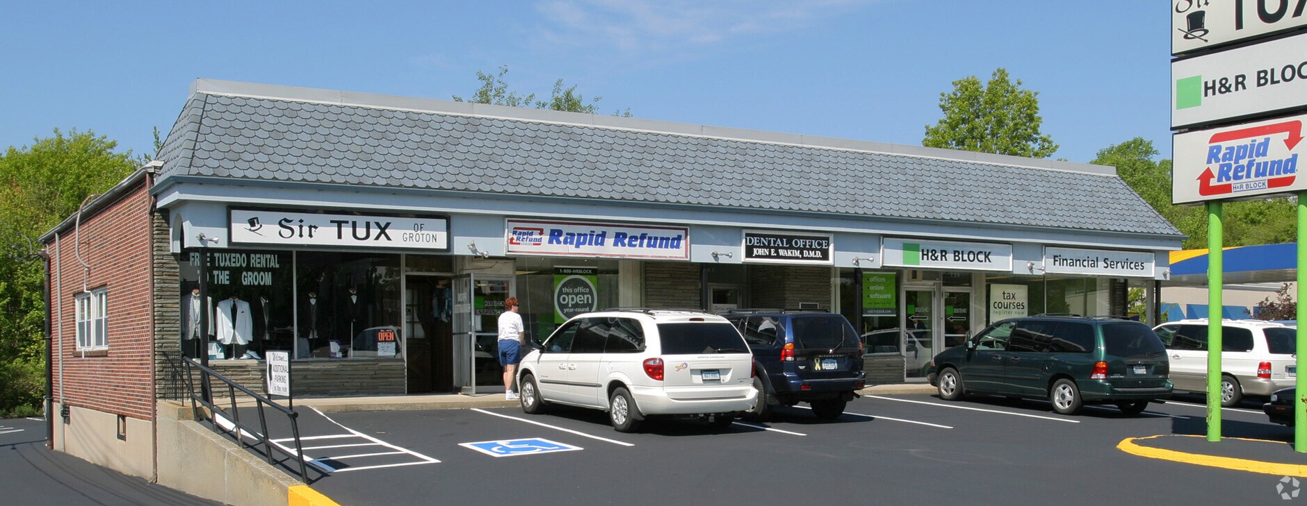 743 Long Hill Rd, Groton, CT 06340