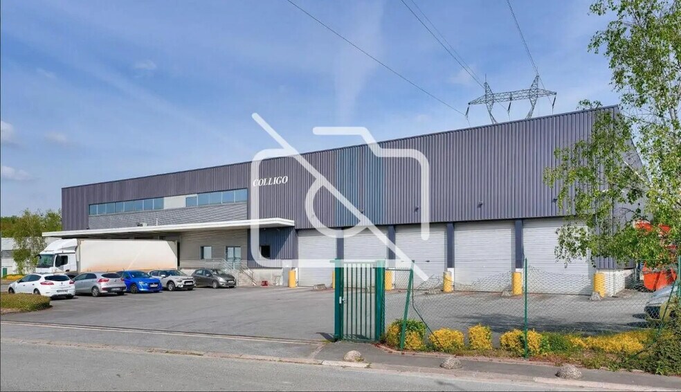 Office in Villeparisis for lease - Building Photo - Image 2 of 14