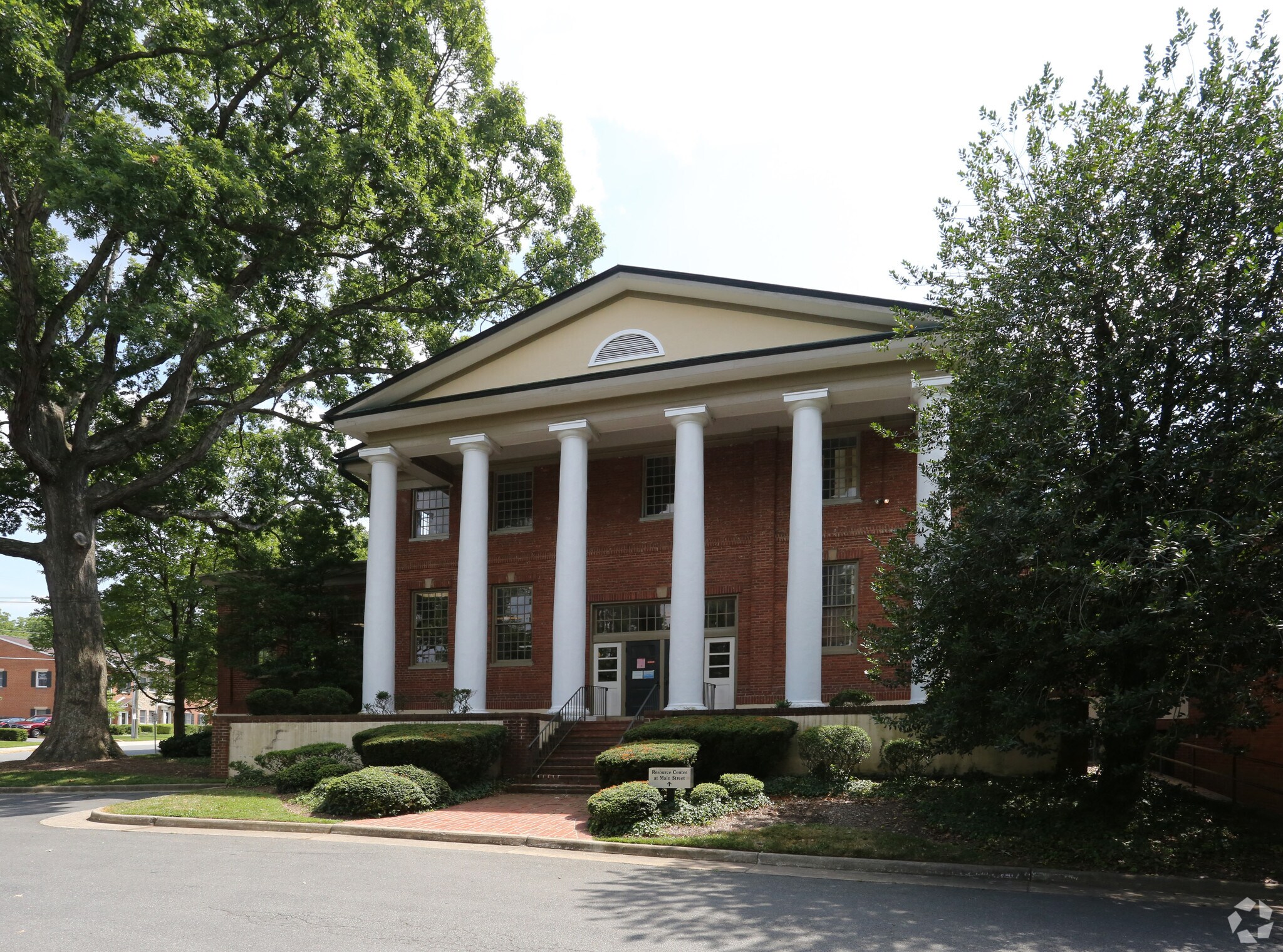 10201 Main St, Fairfax, VA for sale Primary Photo- Image 1 of 1