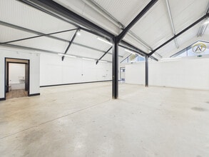 Units E & F, Sycamore Drive, Honeybourne for lease Interior Photo- Image 1 of 5