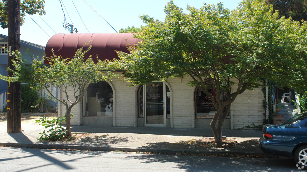 1616 Alhambra Ave, Martinez, CA for sale - Building Photo - Image 1 of 1