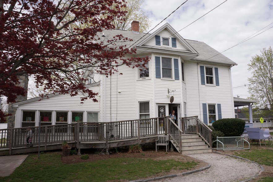202 Main St, Deep River, CT for sale - Primary Photo - Image 1 of 1