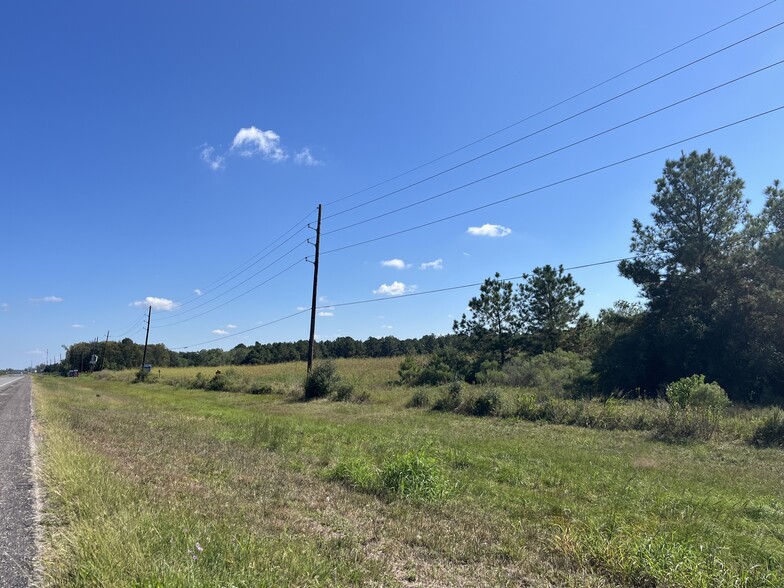 1033 W. Highway 90, Dayton, TX for sale - Primary Photo - Image 1 of 3