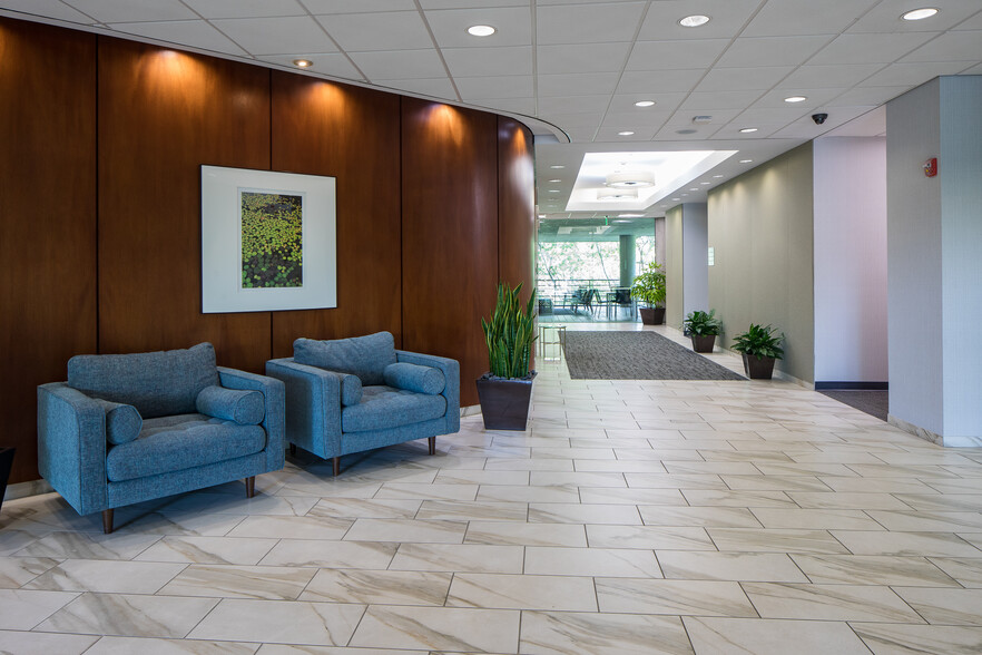 280 Interstate N Cir, Atlanta, GA for lease - Lobby - Image 2 of 10