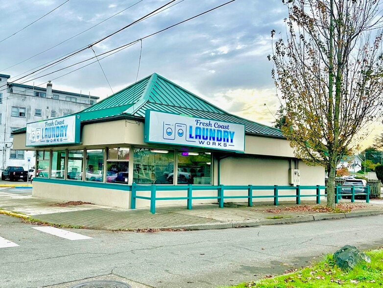 1921 Virginia Ave, North Bend, OR for sale - Building Photo - Image 2 of 12