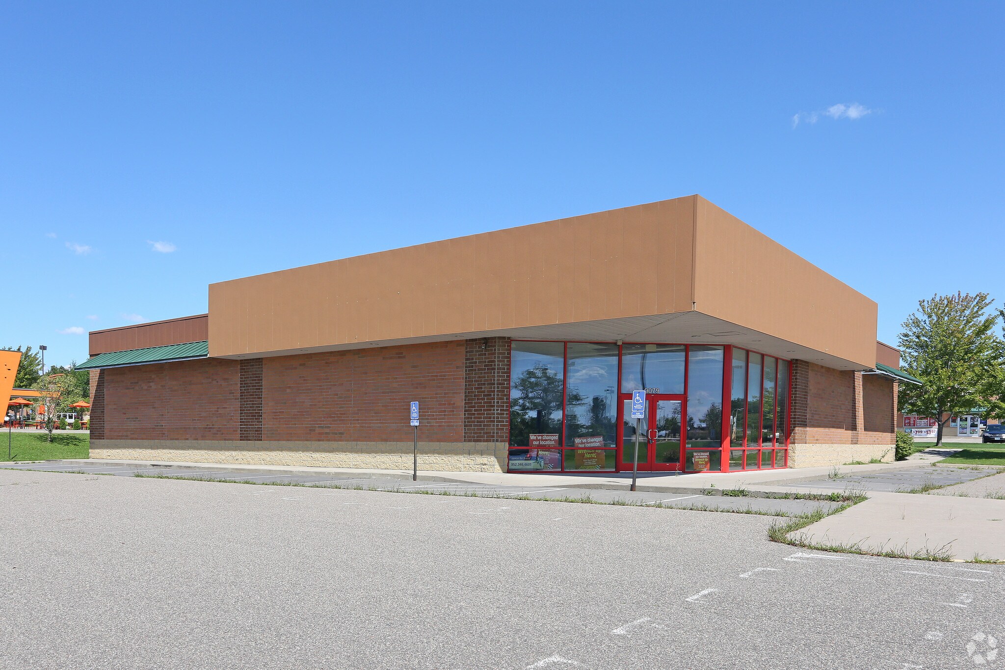 9079 Buchanon Trl, Inver Grove Heights, MN for sale Building Photo- Image 1 of 1