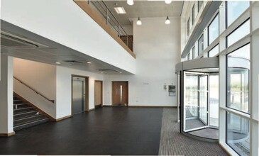 Warrington Rd, Wigan for lease Interior Photo- Image 2 of 2