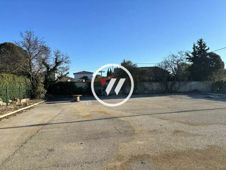 Flex in Septèmes-les-Vallons for lease - Building Photo - Image 1 of 8