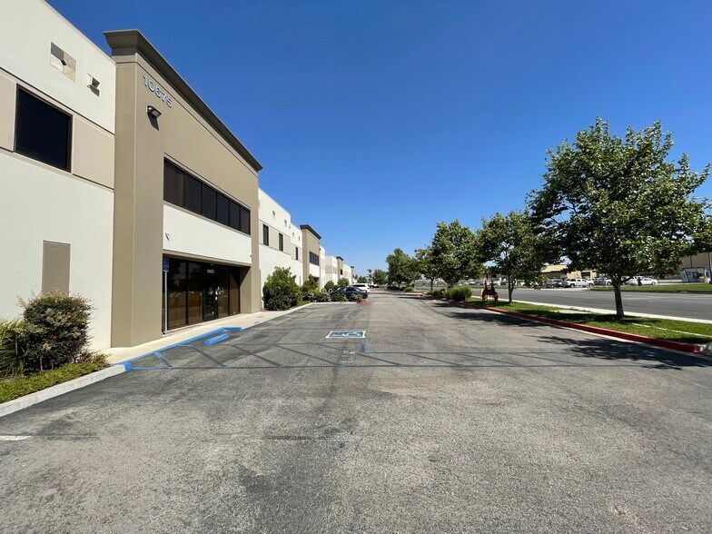 10675 San Sevaine Way, Jurupa Valley, CA for lease - Building Photo - Image 2 of 5