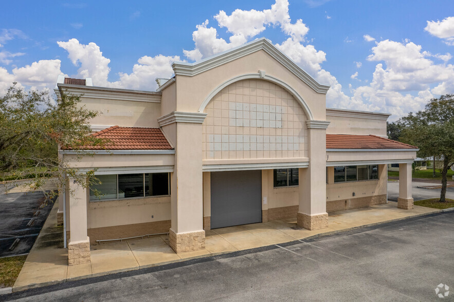 800 N Orange Ave, Green Cove Springs, FL for lease - Building Photo - Image 2 of 18