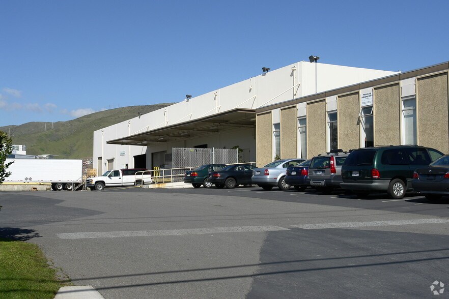 439 Eccles Ave, South San Francisco, CA for lease - Building Photo - Image 1 of 3