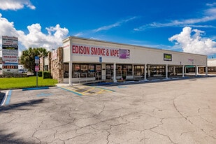 NNN Retail Shopping Center - Parking Garage