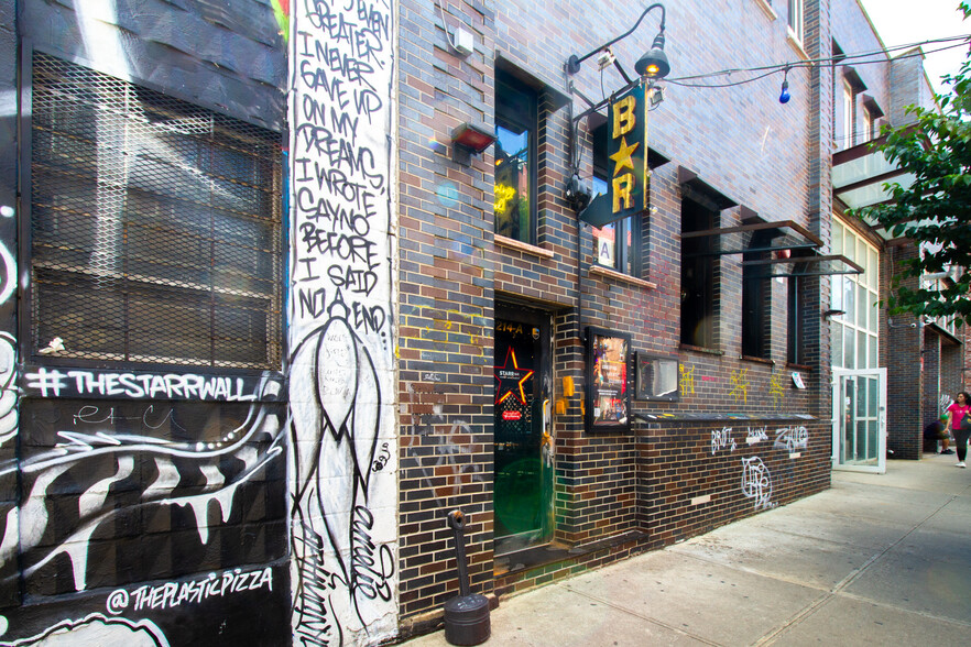 214 Starr St, Brooklyn, NY for lease - Primary Photo - Image 1 of 4