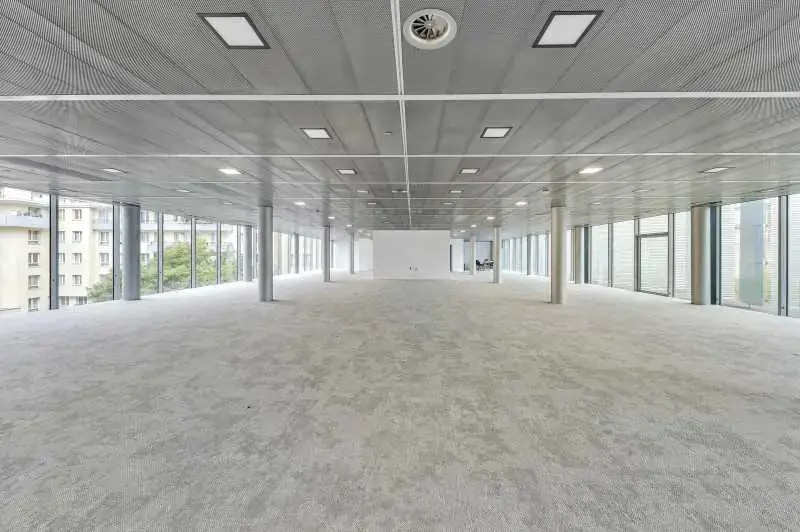 2-8 Rue Gaston Rébuffat, Paris for lease Interior Photo- Image 1 of 3