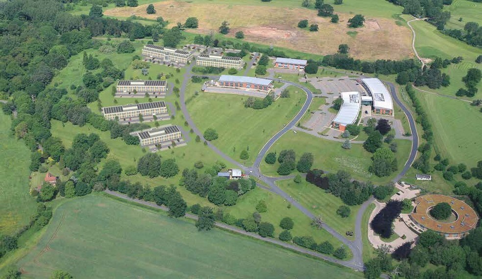 Abbey Park, Kenilworth for lease - Building Photo - Image 1 of 5