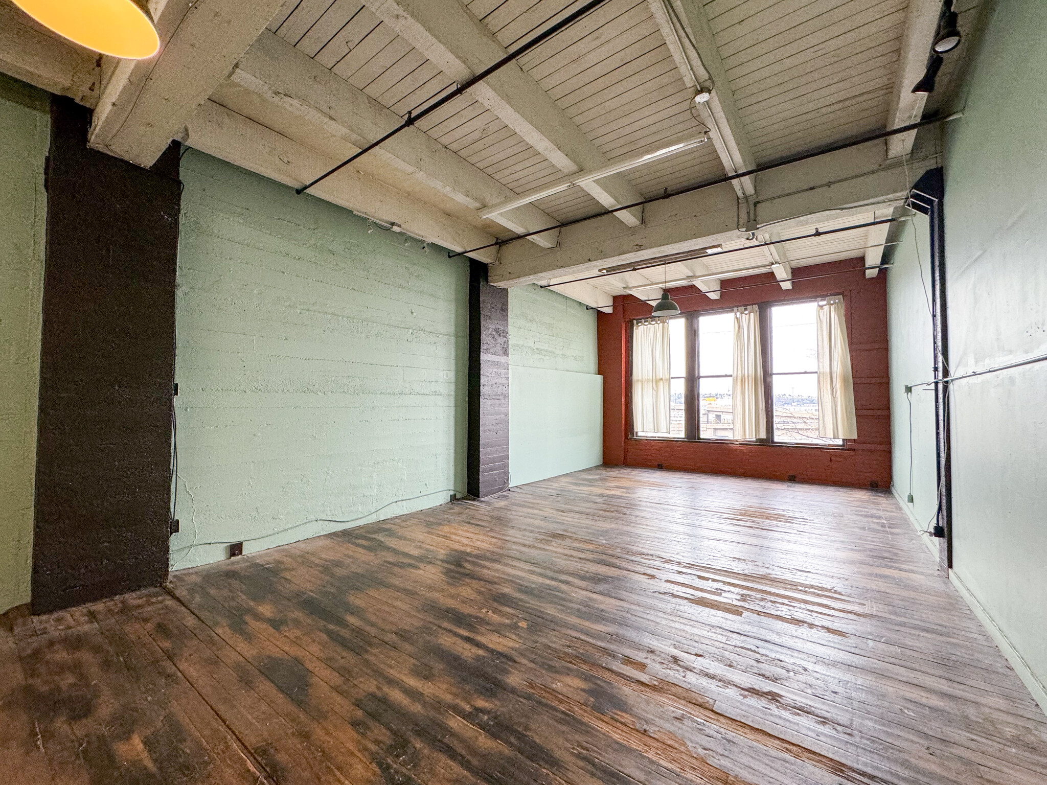 1020-1022 1st Ave S, Seattle, WA 98134 - Flex for Lease | LoopNet