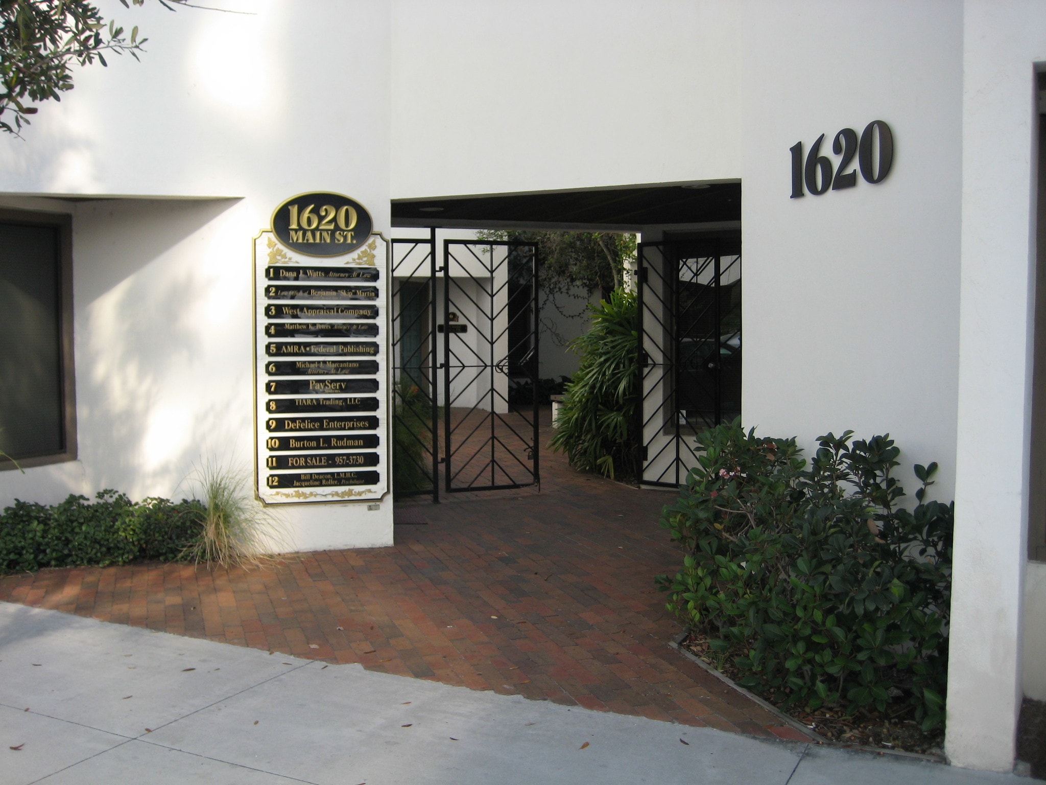 1620 Main St, Sarasota, FL for sale Building Photo- Image 1 of 1