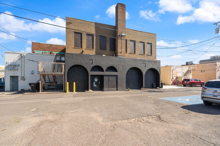 1309 Tower Ave, Superior, WI for sale - Building Photo - Image 2 of 31