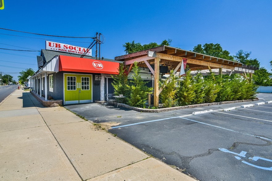 910 Union Ave, Union Beach, NJ for sale - Building Photo - Image 1 of 1