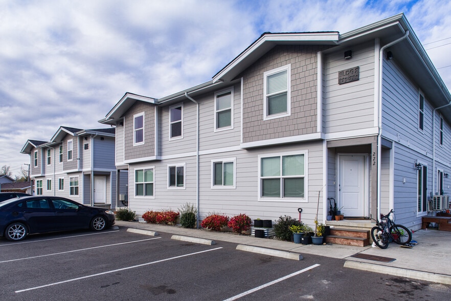 1205 Boon St, Sumas, WA for sale - Primary Photo - Image 1 of 19