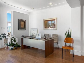 8630-8634 Wilshire Blvd, Beverly Hills, CA for lease Interior Photo- Image 2 of 16