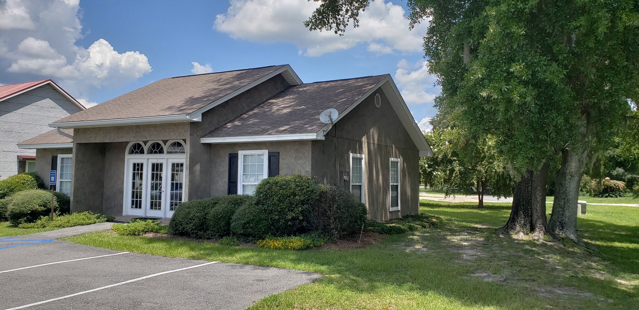 2003 Commercial Dr S, Brunswick, GA for lease Primary Photo- Image 1 of 2