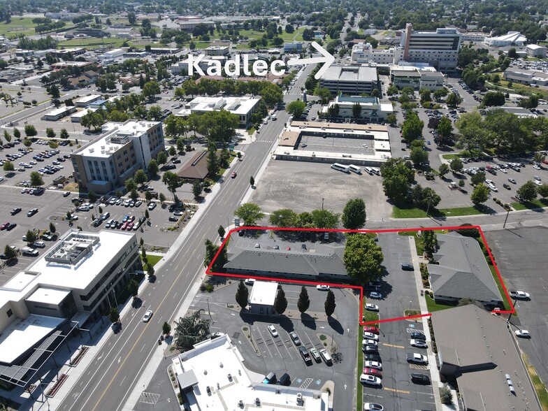 Multi Tenant Medical Office portfolio of 2 properties for sale on LoopNet.com - Building Photo - Image 2 of 26