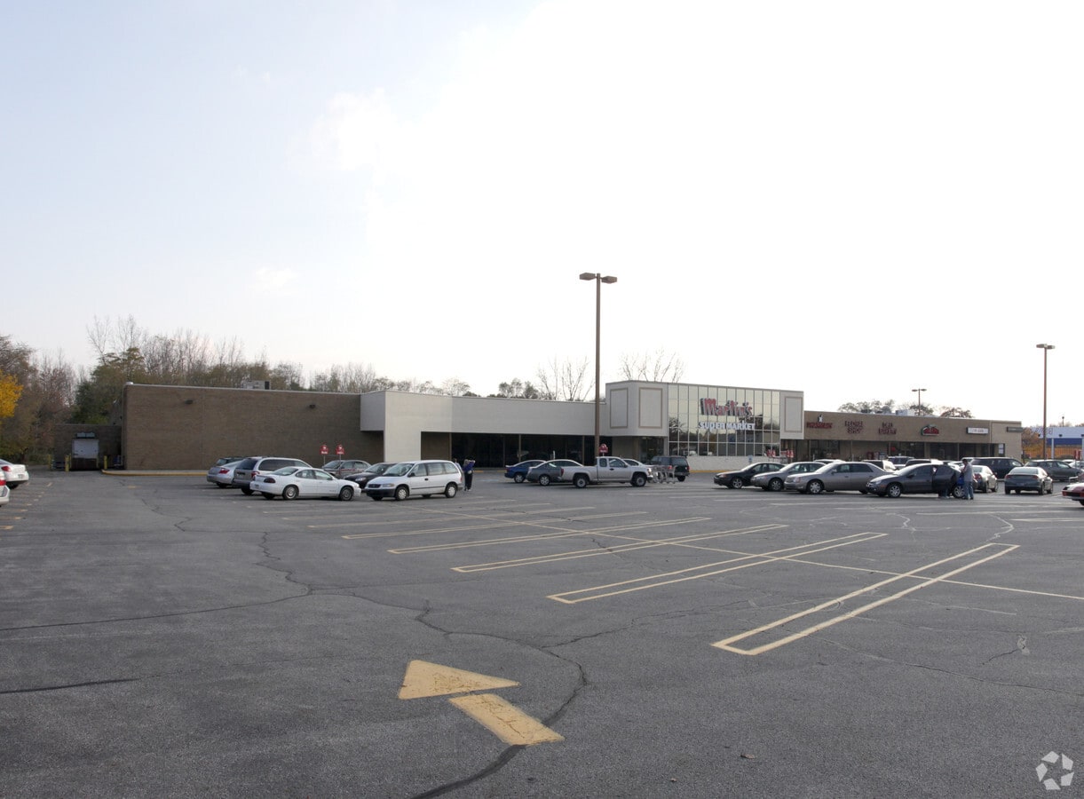 201209 Concord Mall Dr, Elkhart, IN 46517