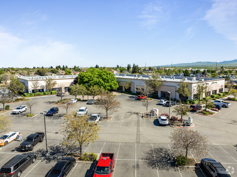 4600 S Tracy Blvd, Tracy, CA for lease - Primary Photo - Image 3 of 7