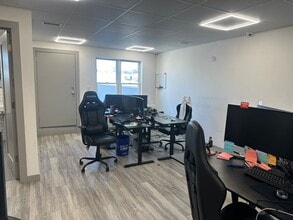 1233 McDonald Ave, Brooklyn, NY for lease Building Photo- Image 2 of 4