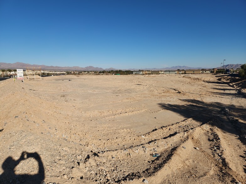 Craig Road & Camino Al Norte, North Las Vegas, NV for sale - Building Photo - Image 1 of 5